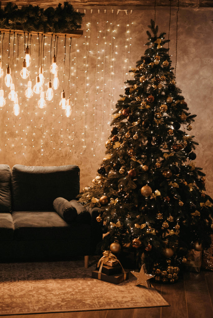 Creative DIY Holiday Lighting Projects for Small Spaces